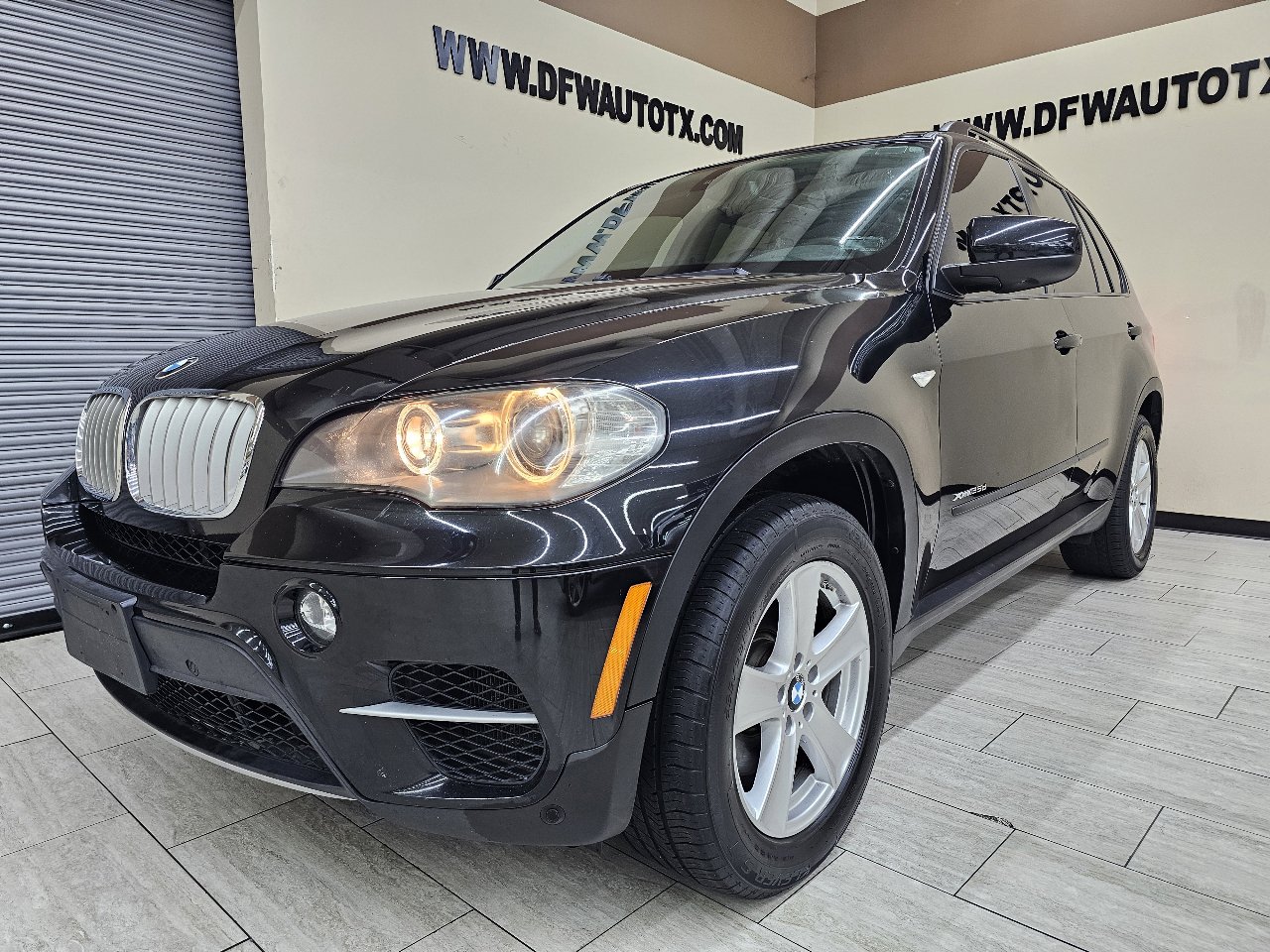 Used 2011 BMW X5 xDrive35d image 3