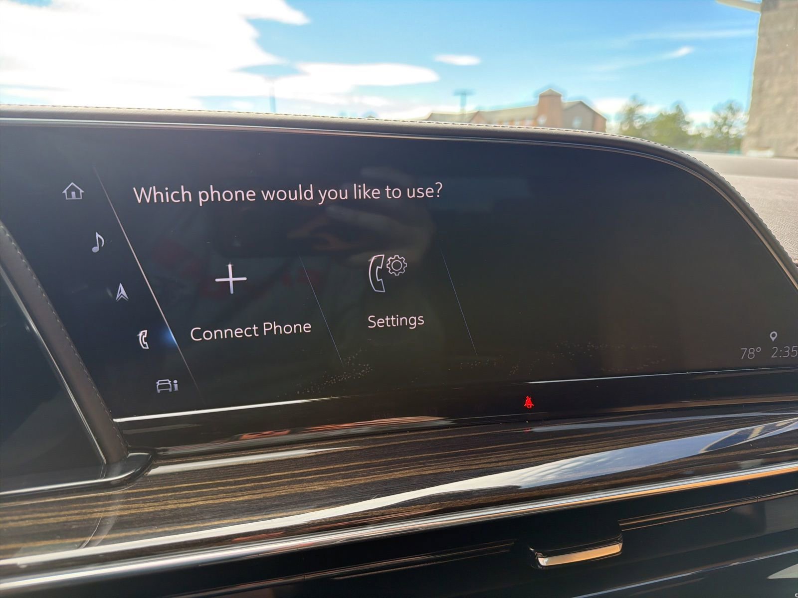 Used 2021 Cadillac Escalade Sport w/ Driver Assist Tech Package AWD/4WD image 26