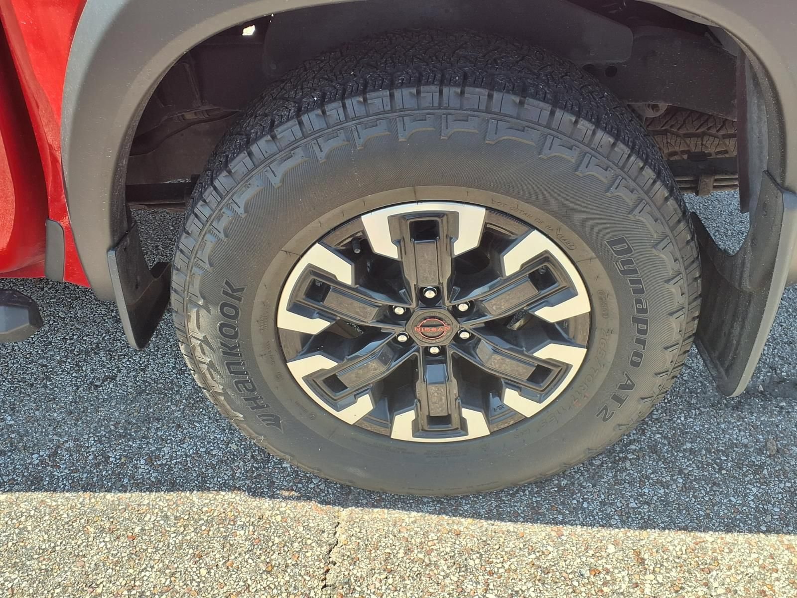 Used 2024 Nissan Frontier Pro-X RWD image 25