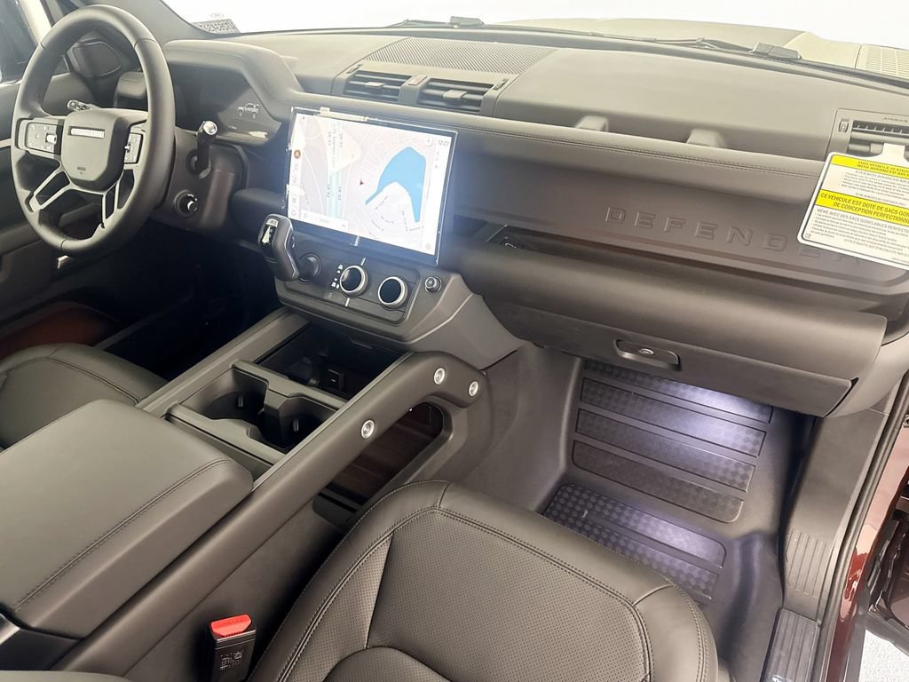 New 2026 Land Rover Defender 90 X-Dynamic SE AWD/4WD image 30
