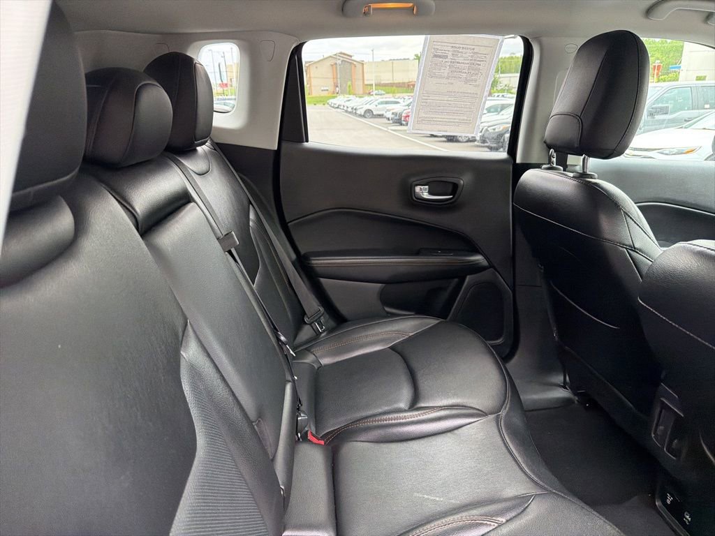 Used 2020 Jeep Compass Limited AWD/4WD image 14