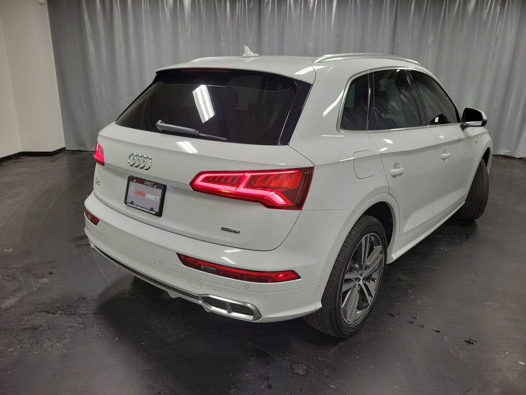 Used 2020 Audi Q5 e Premium Plus w/ Premium Plus Package image 9
