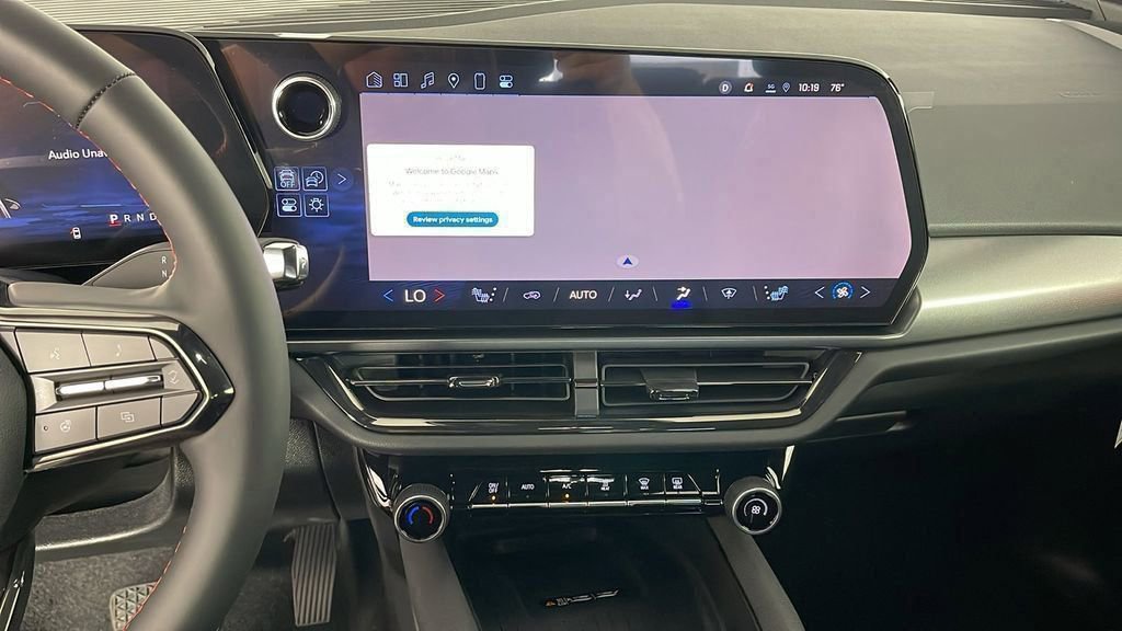 Used 2025 Chevrolet Equinox EV RS image 24