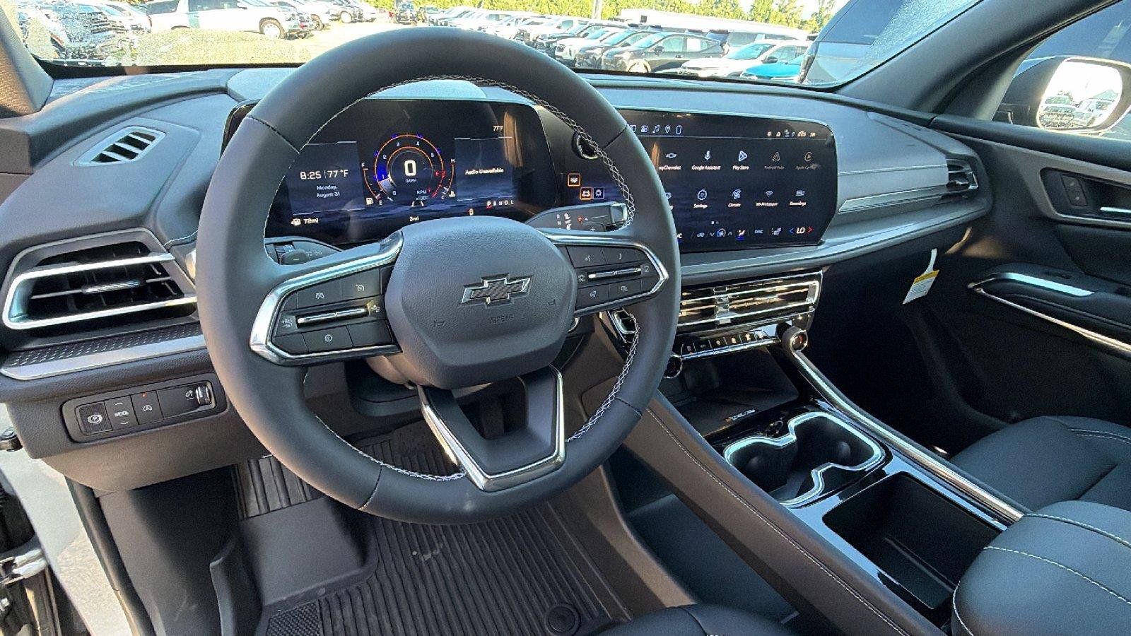 New 2027 Chevrolet Traverse LT w/ Midnight/Sport Edition FWD image 3