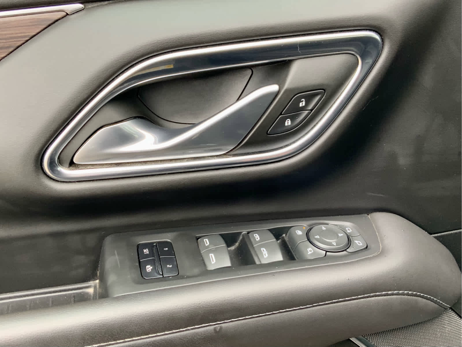 Used 2022 Chevrolet Tahoe LT w/ Luxury Package image 48