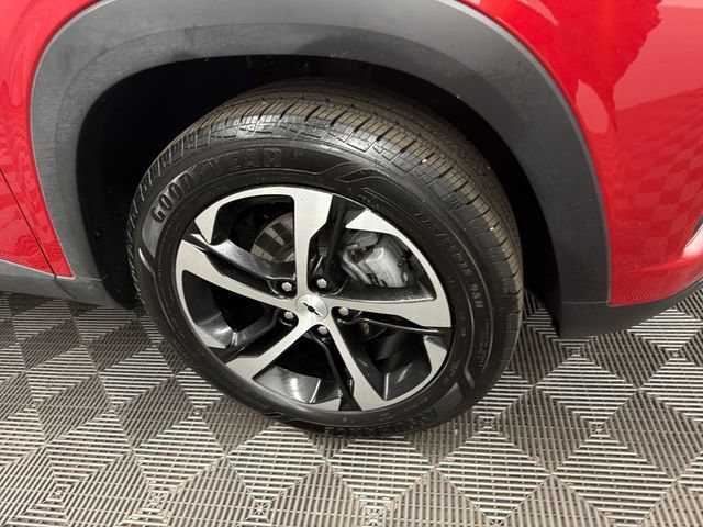 Used 2026 Chevrolet Trax RS w/ Sunroof Package FWD image 31