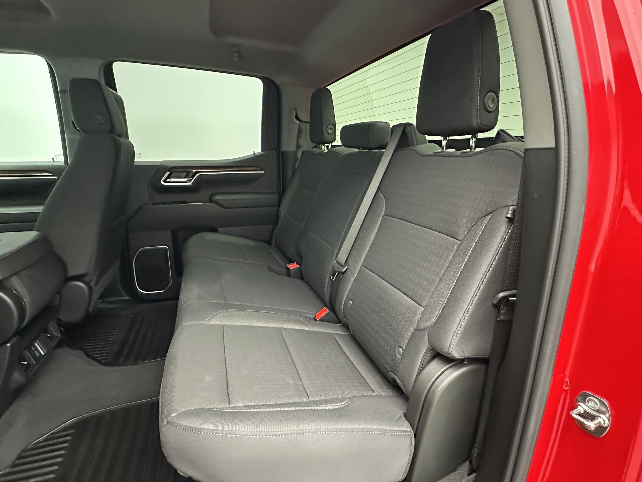 Certified 2026 Chevrolet Silverado 1500 LT AWD/4WD image 23