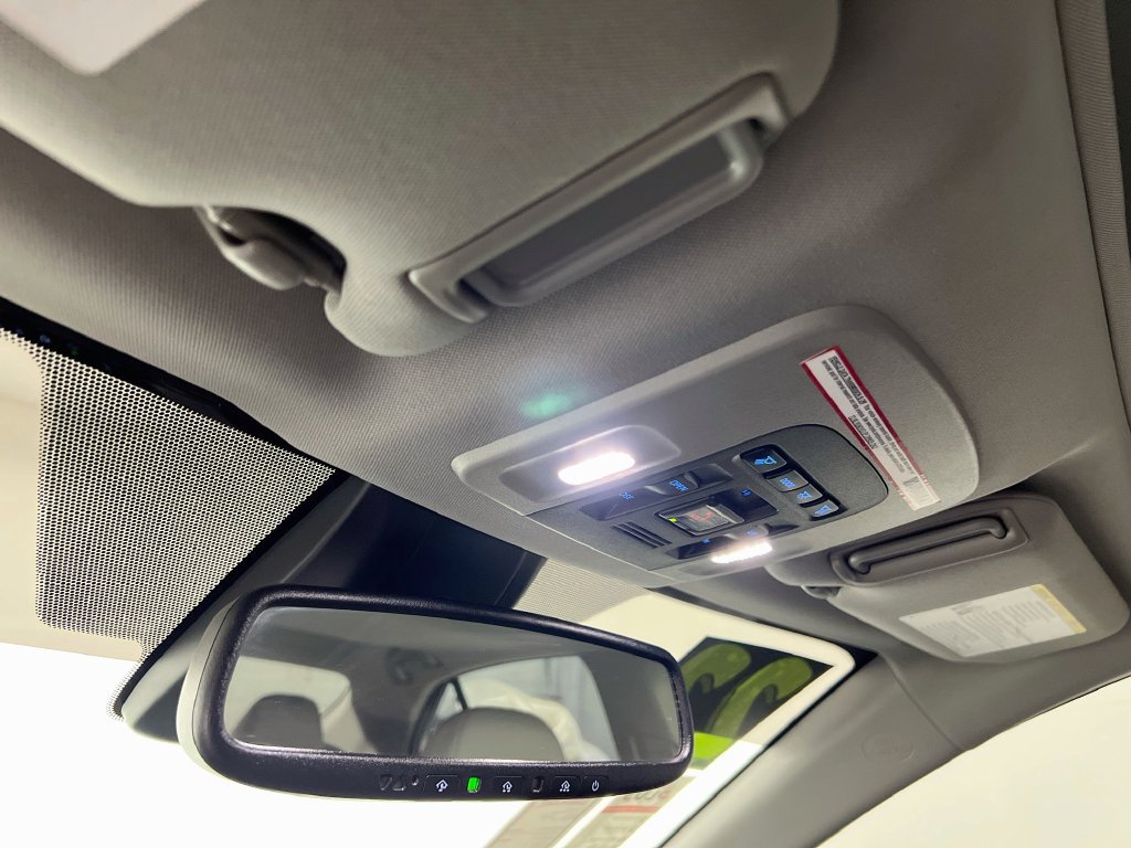Used 2022 Toyota Camry SE w/ Audio Upgrade Package FWD image 18