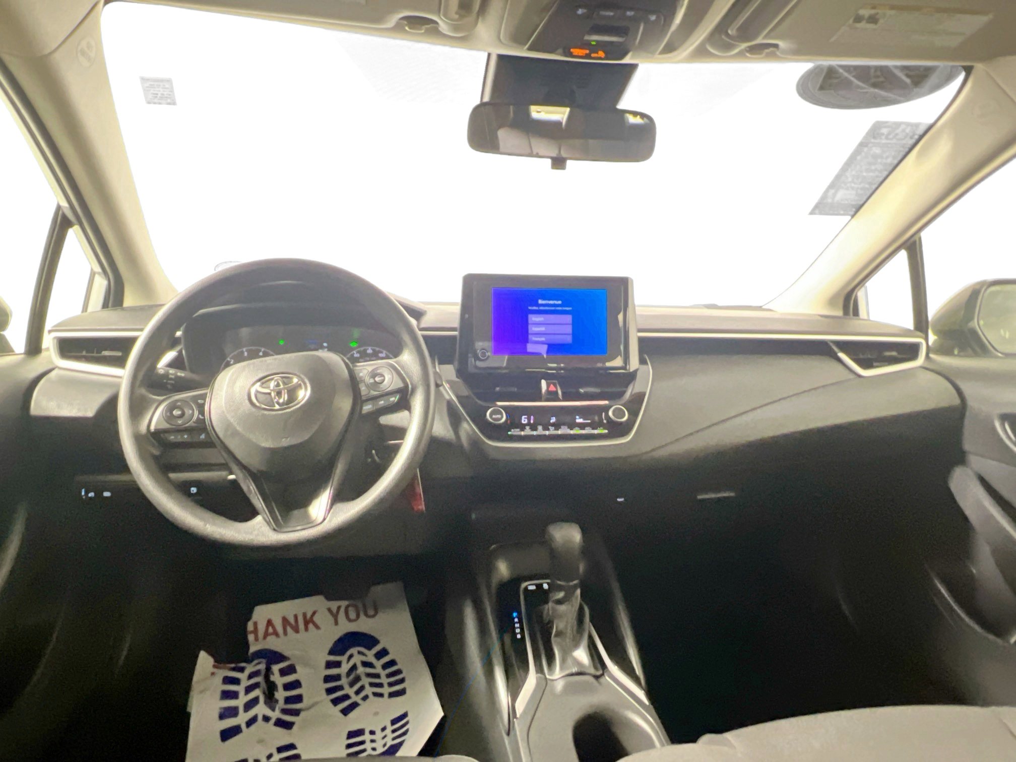 Used 2025 Toyota Corolla LE image 28