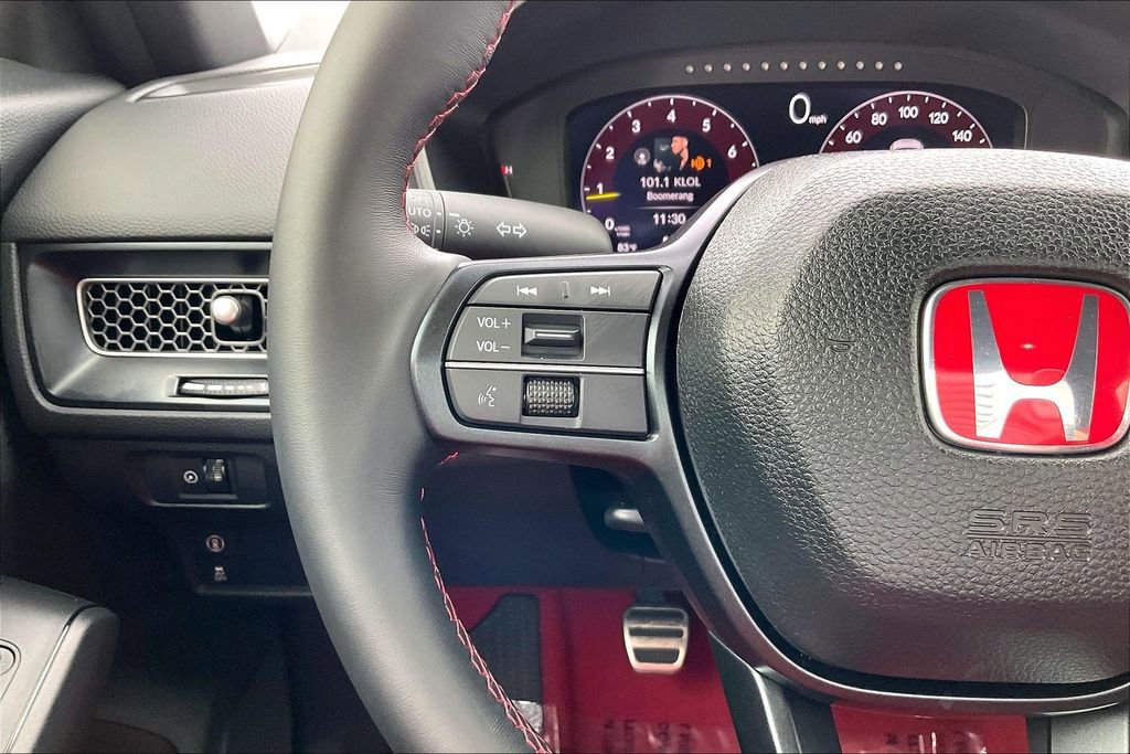 Used 2025 Honda Civic Type R image 10