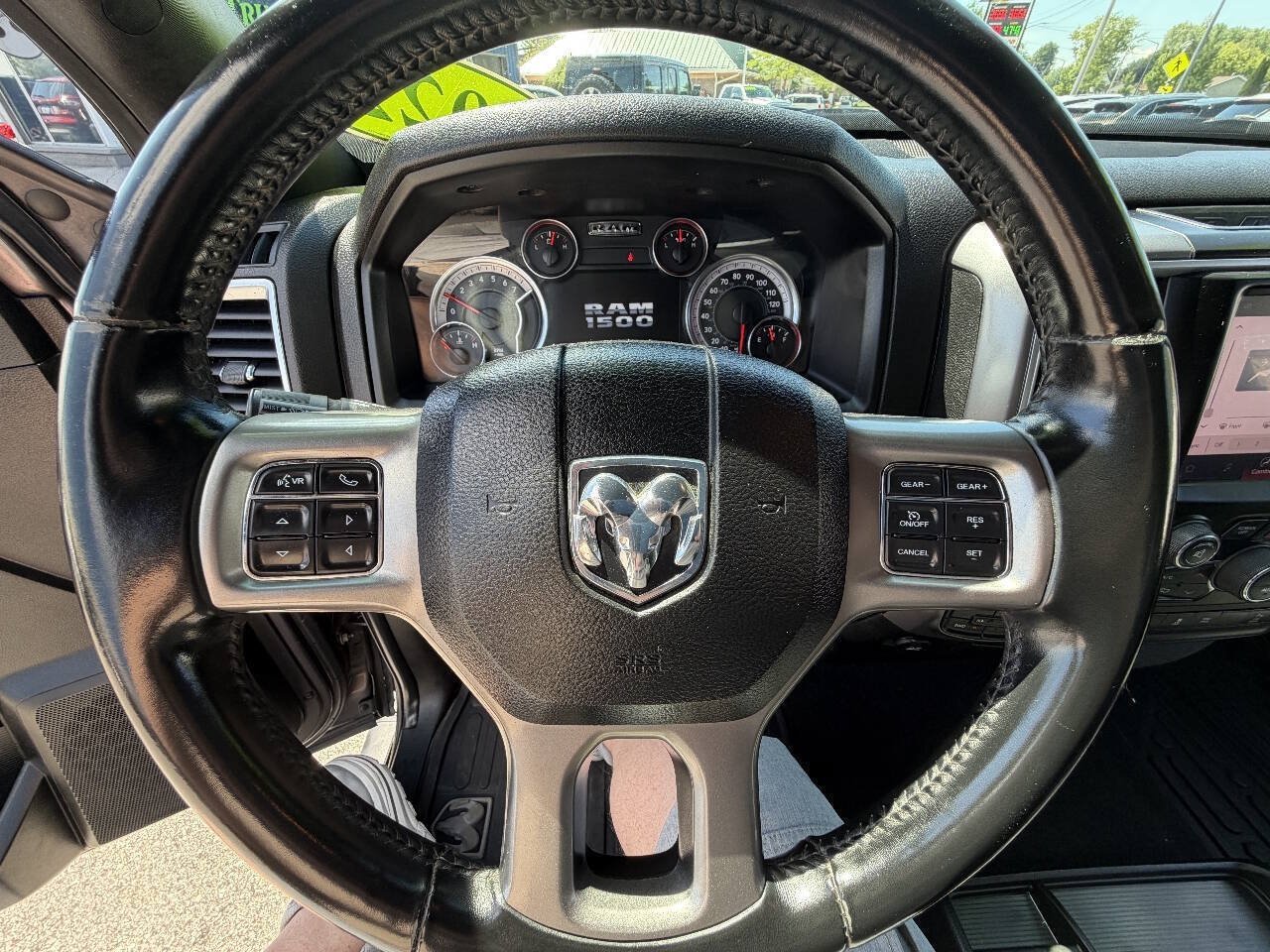 Used 2022 RAM 1500 Warlock AWD/4WD image 18