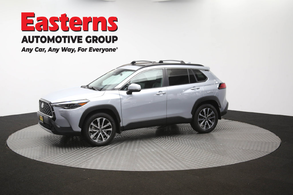 Used 2023 Toyota Corolla Cross XLE AWD/4WD image 61