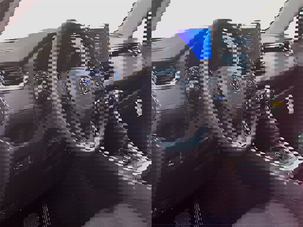 New 2025 Toyota RAV4 LE image 9