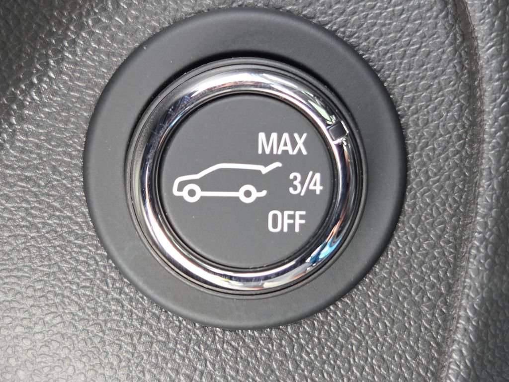 Used 2025 Buick Encore GX Sport Touring w/ Experience Buick Package AWD/4WD image 13