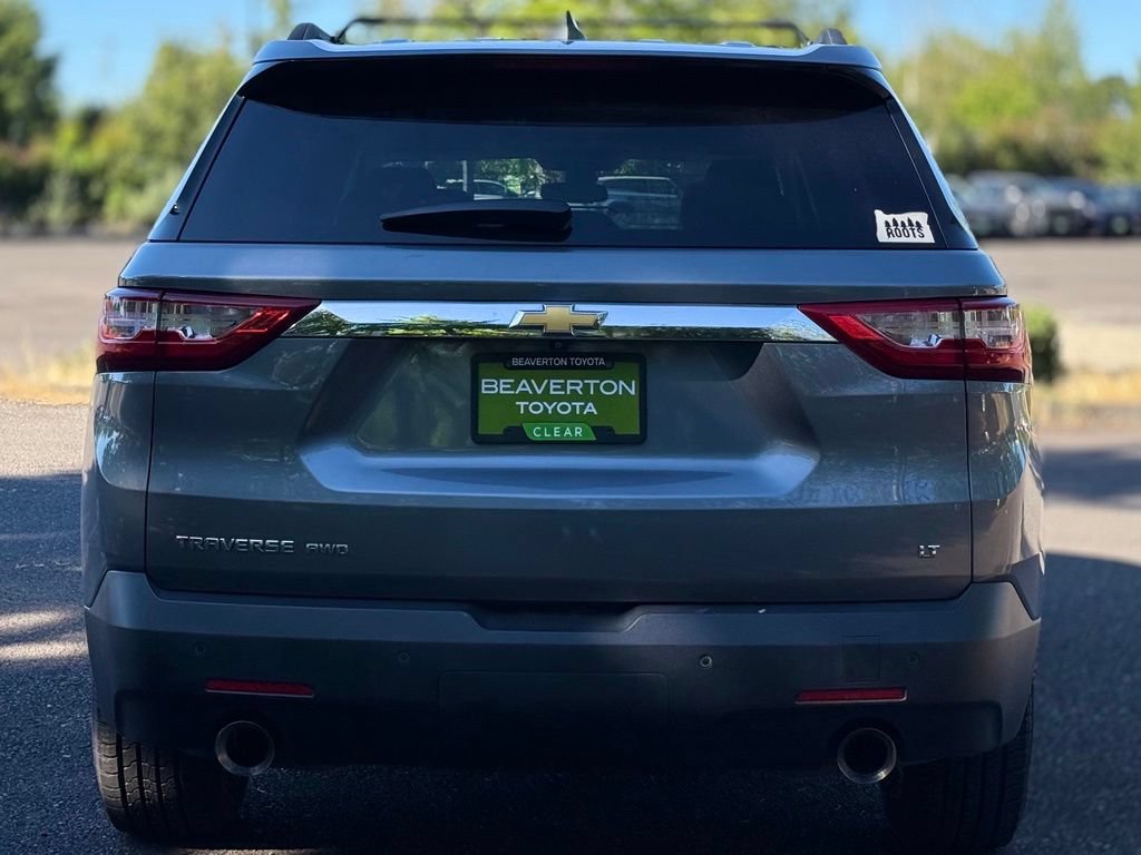 Used 2020 Chevrolet Traverse LT w/ Driver Confidence II Package AWD/4WD image 4