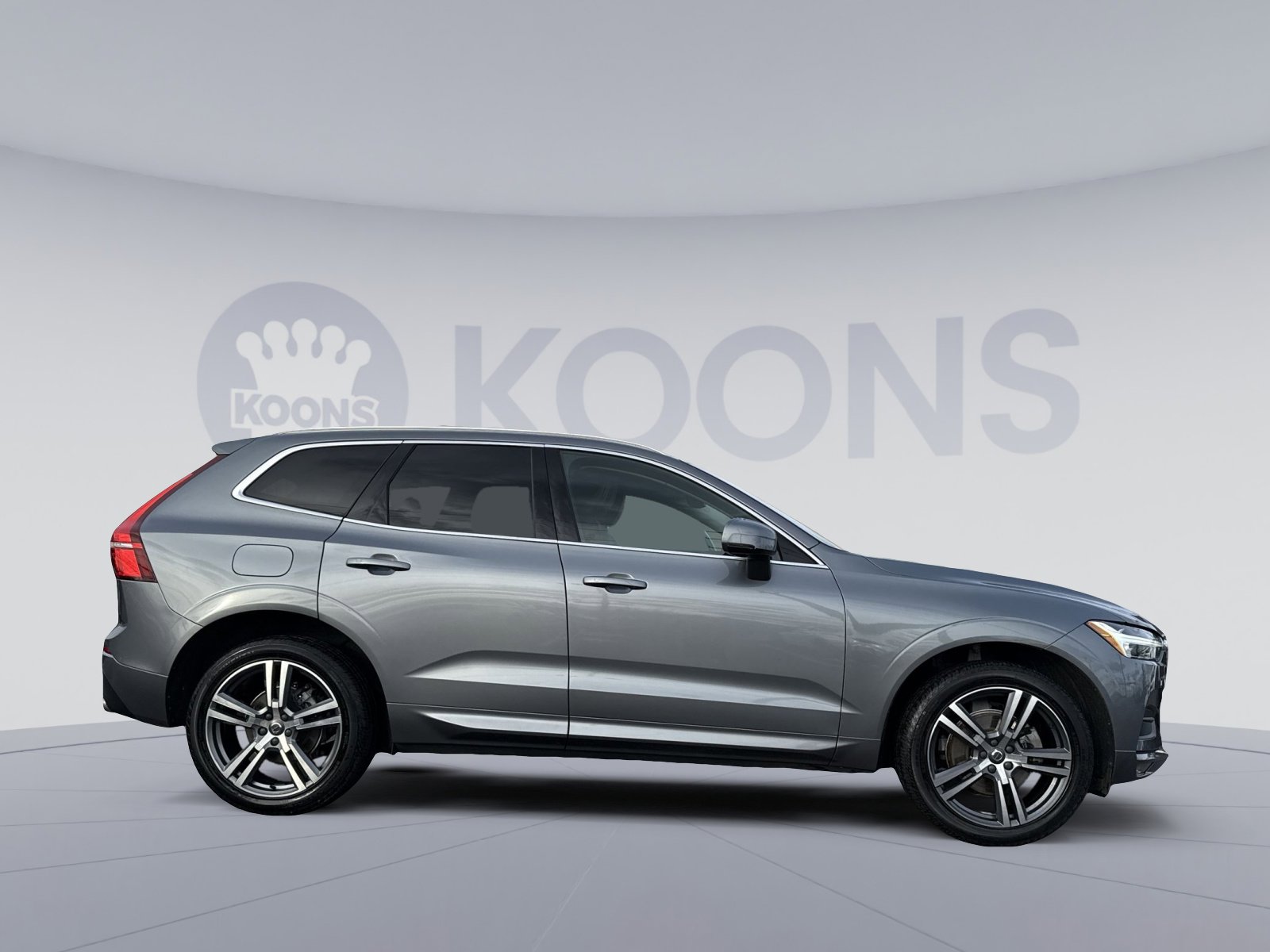 Used 2021 Volvo XC60 T5 Momentum image 8