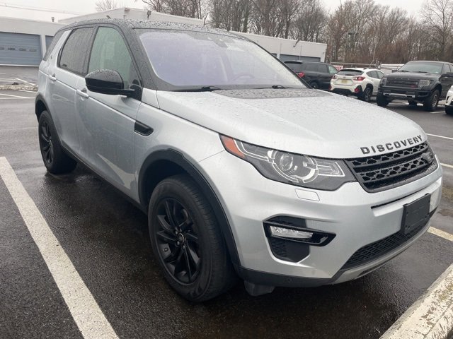 Used 2019 Land Rover Discovery Sport image 2