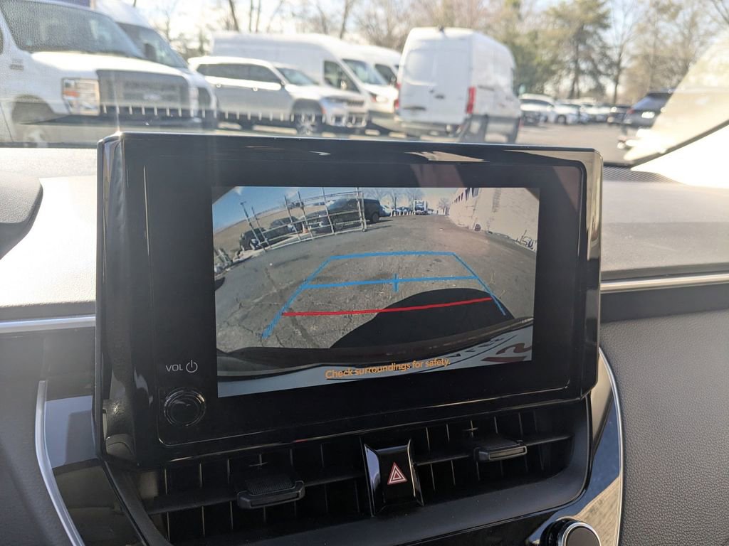 Used 2024 Toyota Corolla LE FWD image 17