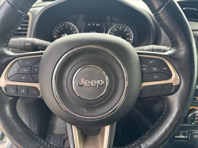 Certified 2017 Jeep Renegade Latitude w/ Advanced Technology Group AWD/4WD image 14