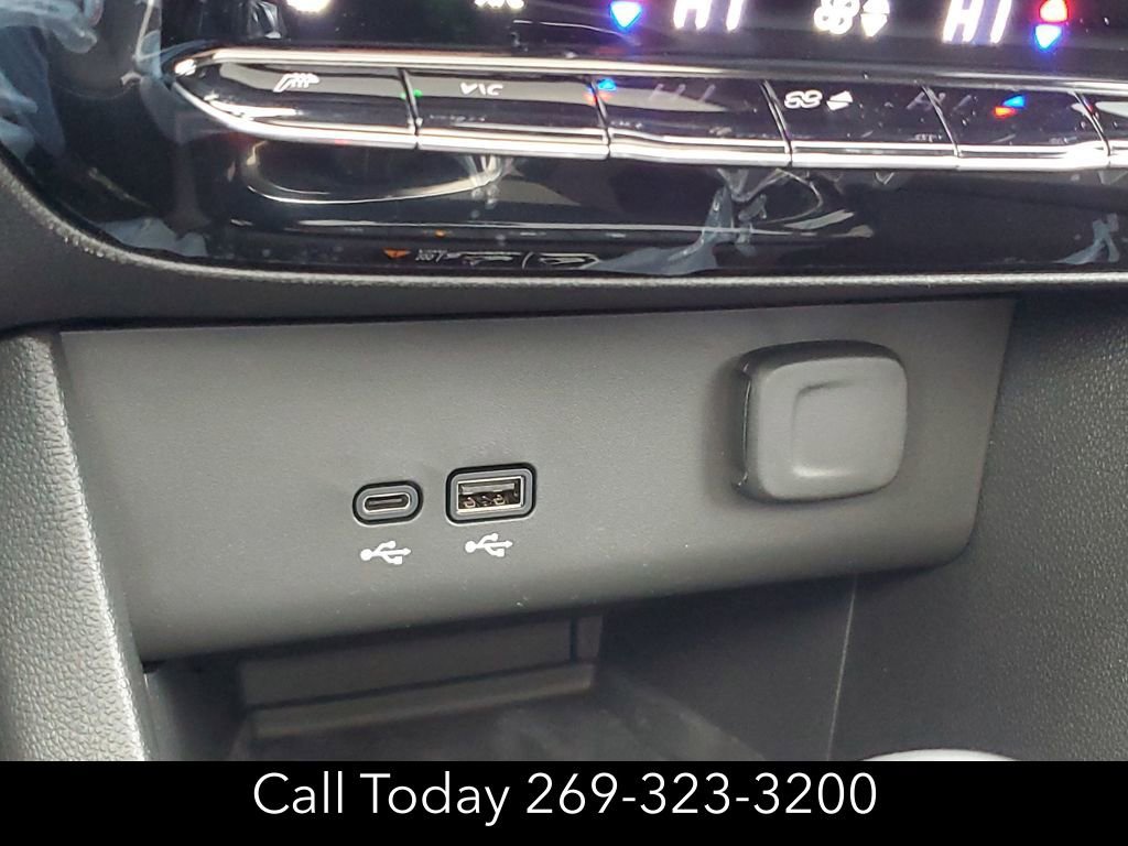 New 2026 Buick Encore GX Avenir w/ Avenir Technology Package image 35