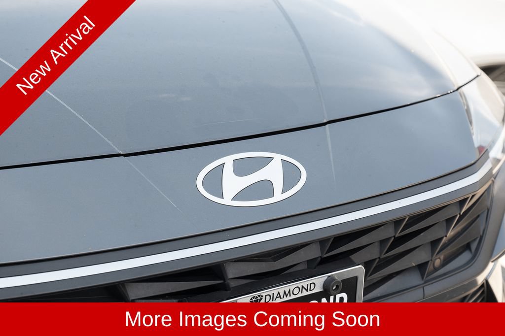 Used 2024 Hyundai Elantra SEL FWD image 8