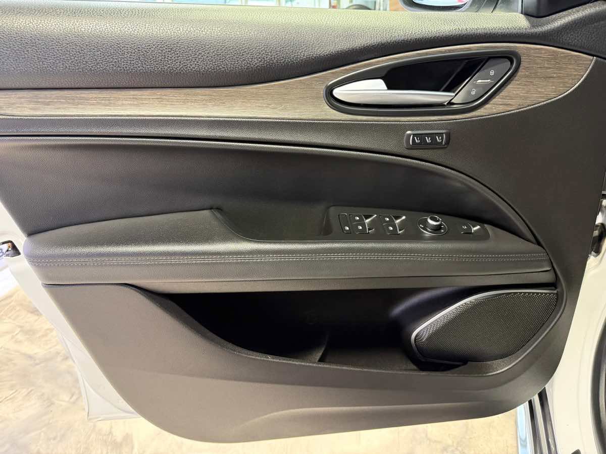Used 2022 Alfa Romeo Stelvio Ti w/ Active Assist Plus Package image 29