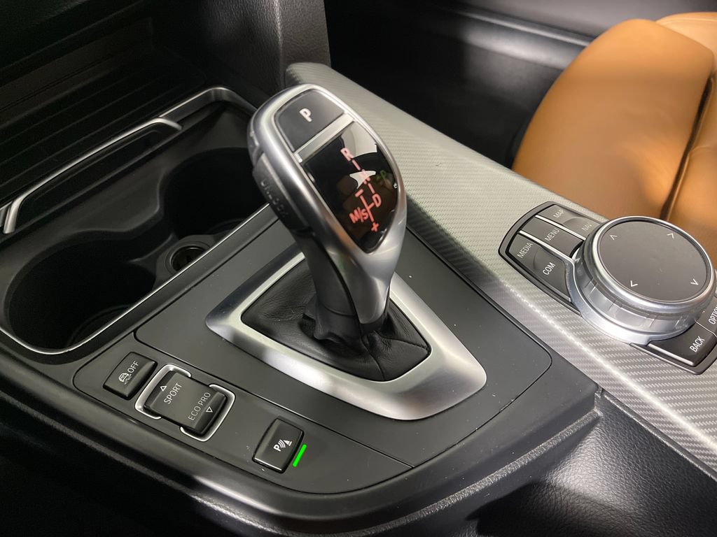 Used 2018 BMW 340i Sedan w/ Premium Package RWD image 24