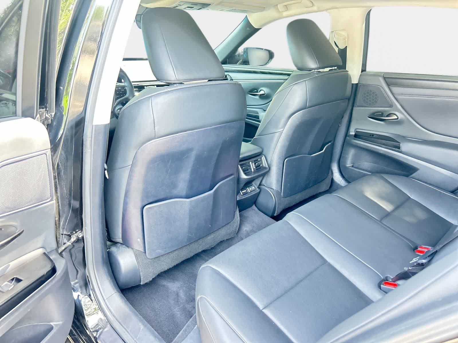 Used 2024 Lexus ES 350 w/ Premium Package FWD image 12