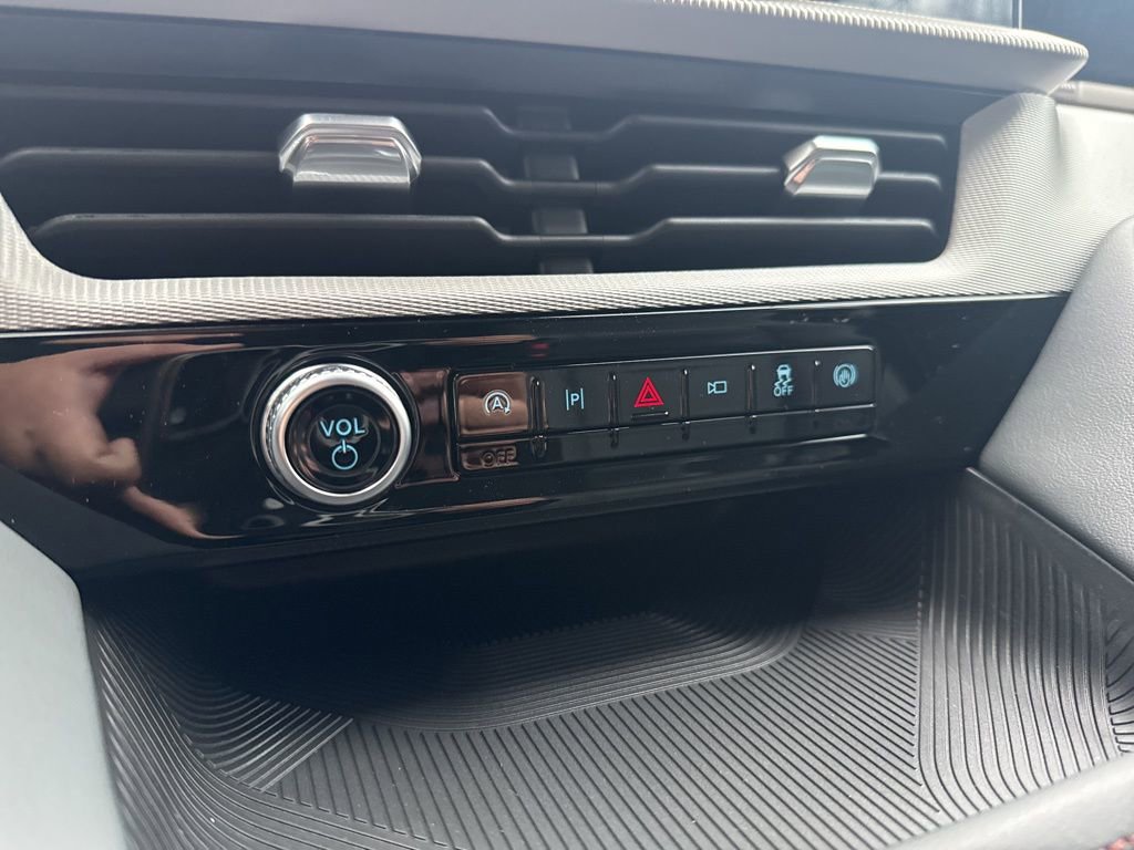 New 2026 Ford Explorer Active w/ Active Comfort Package image 27