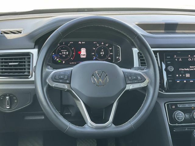 Used 2022 Volkswagen Atlas Cross Sport SE w/ Panoramic Sunroof Package FWD image 7