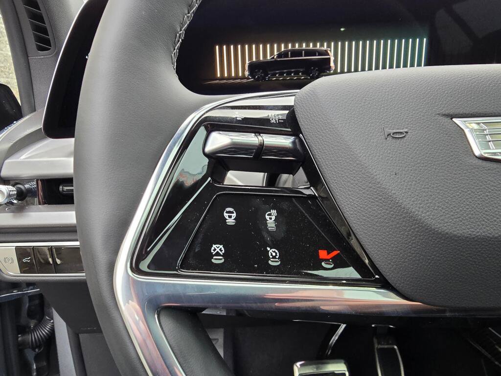 New 2026 Cadillac Vistiq Sport image 31