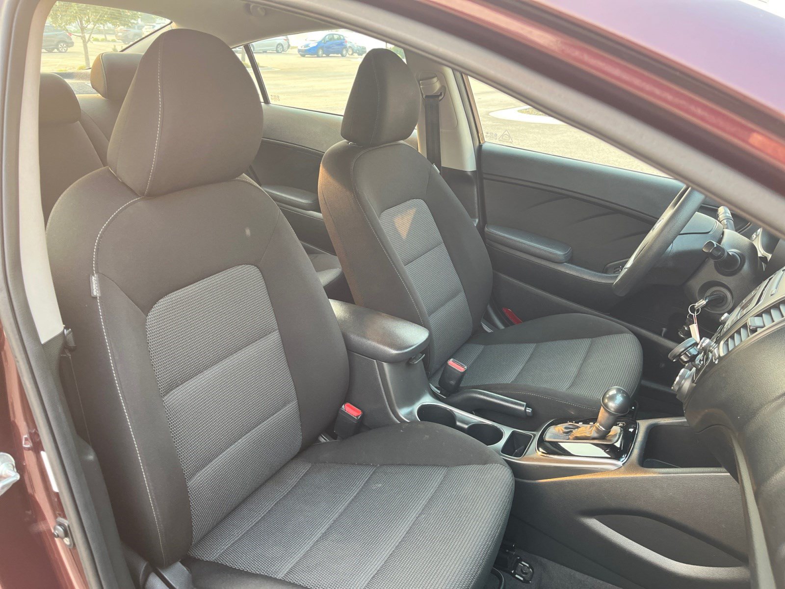 Used 2018 Kia Forte LX FWD image 18