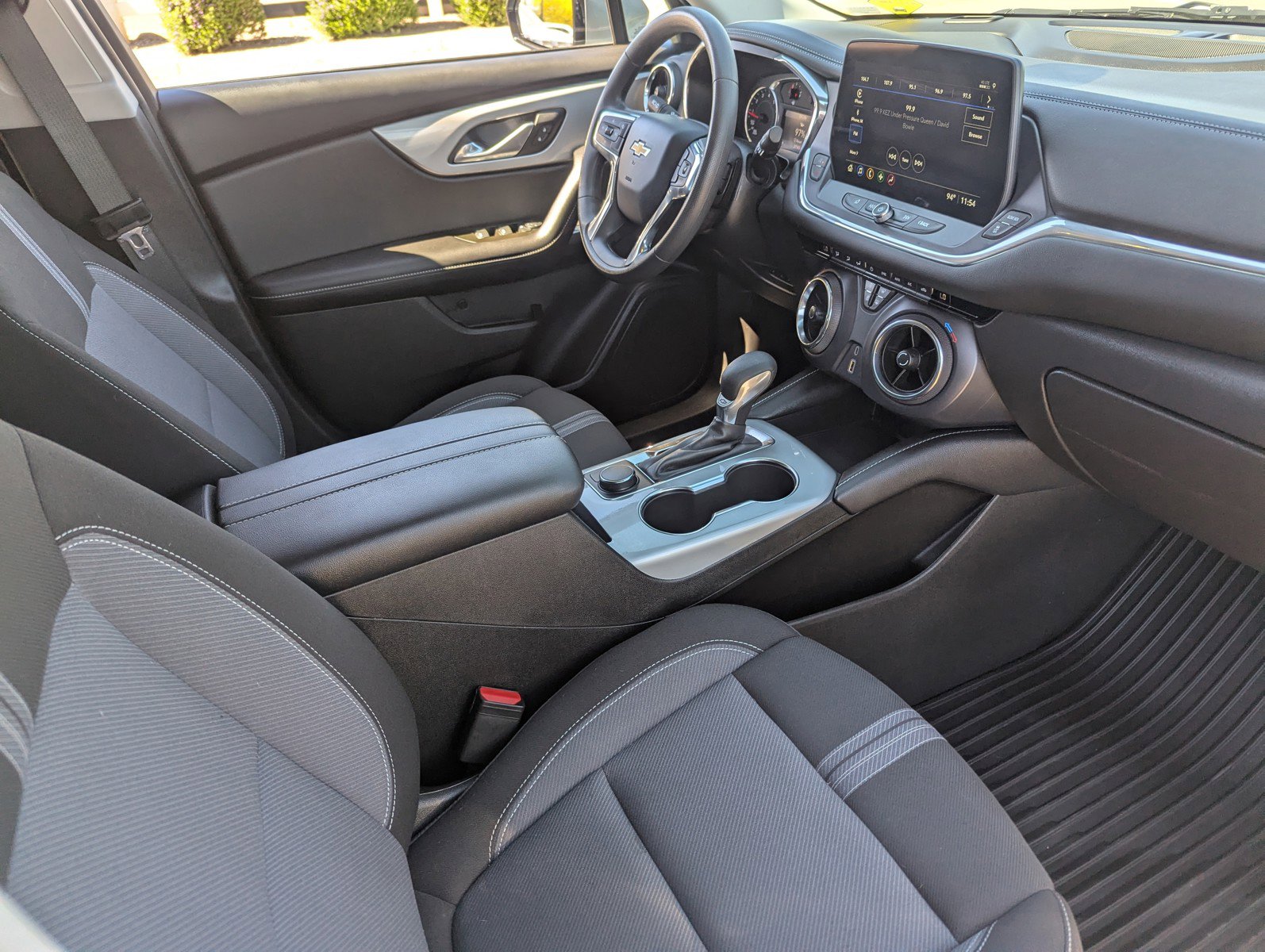 Used 2023 Chevrolet Blazer LT image 13