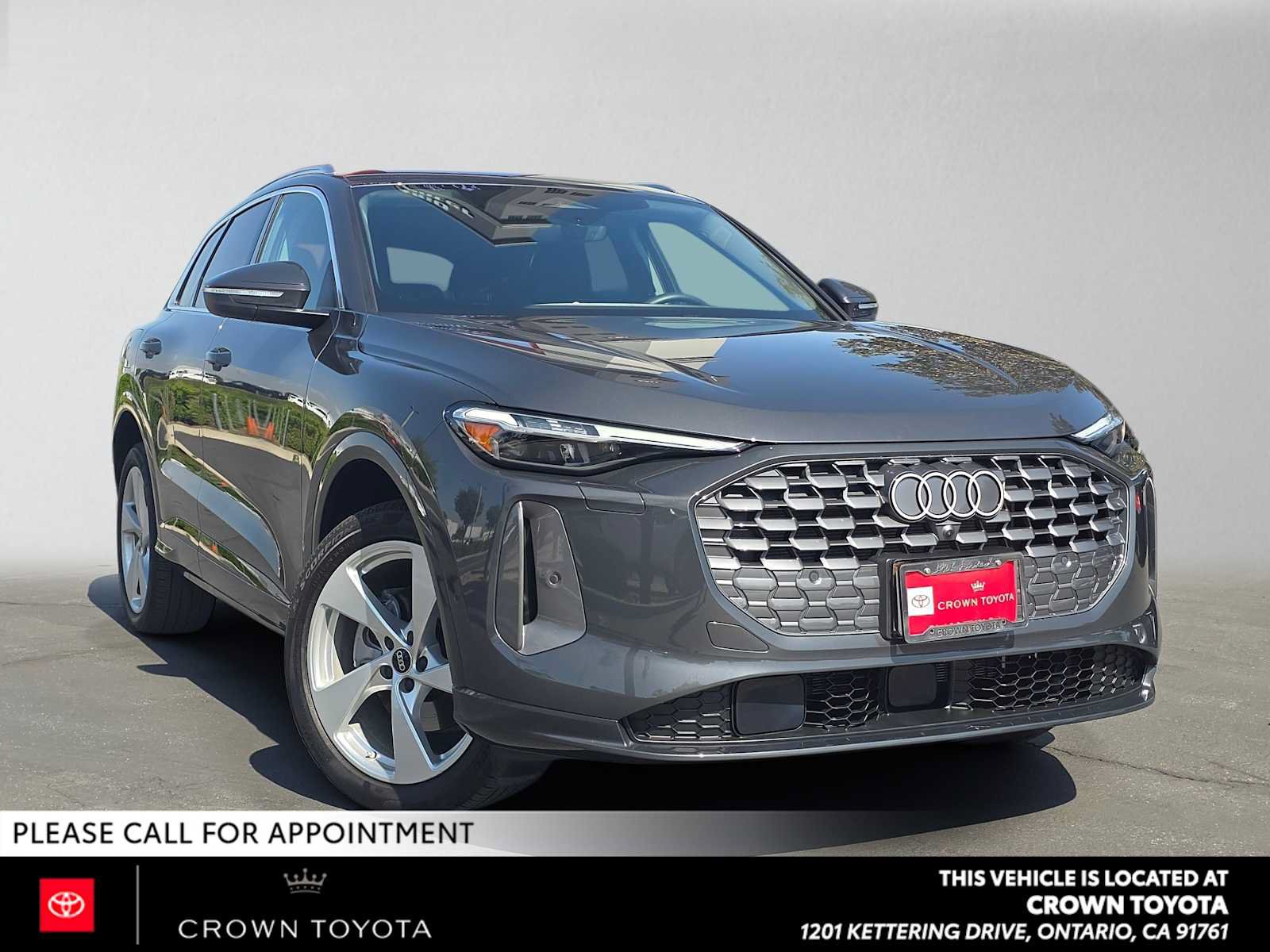 Used 2025 Audi Q5 Premium Plus w/ Premium Plus AWD/4WD image 1