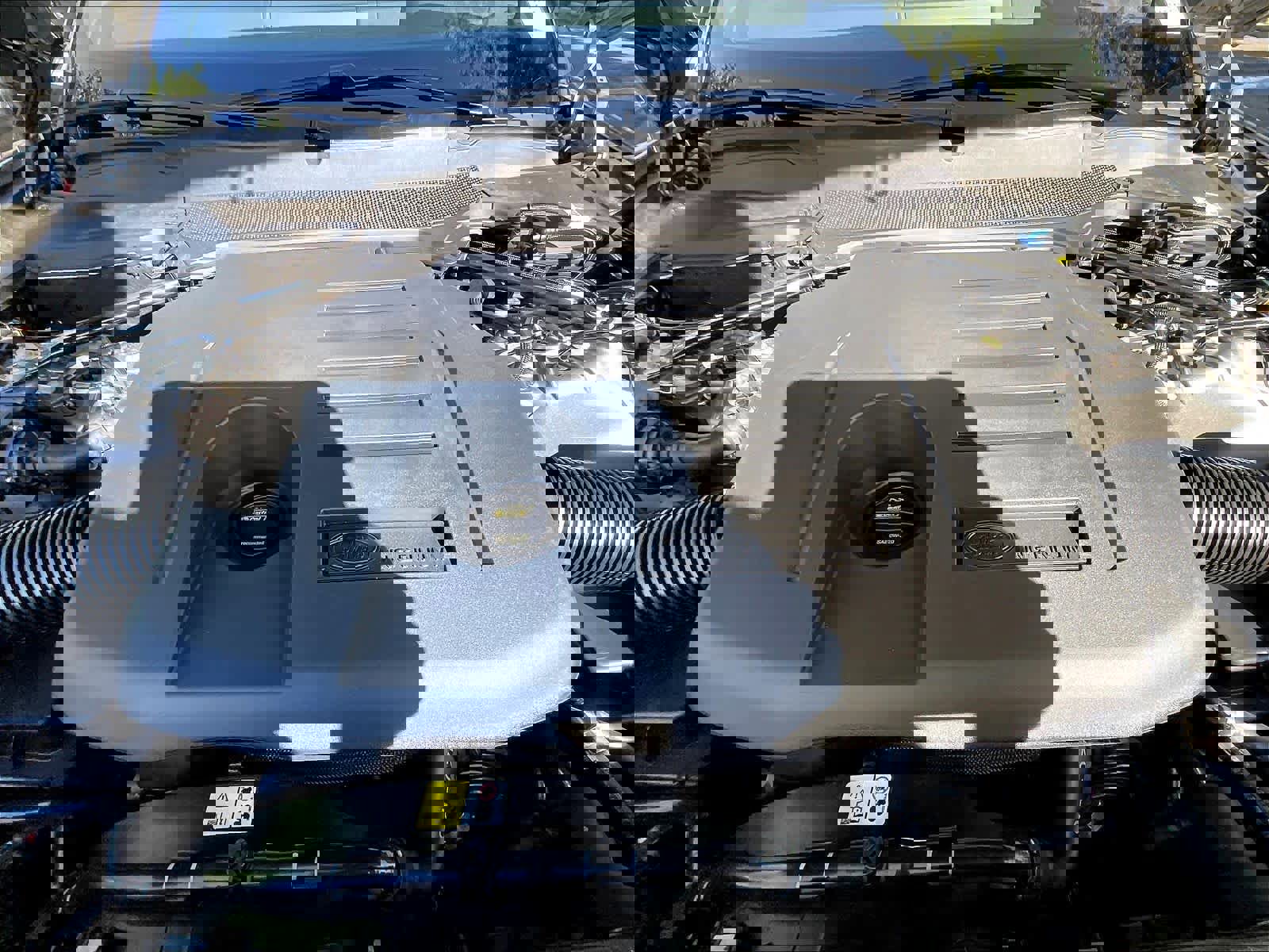 New 2025 Land Rover Discovery Dynamic SE image 13