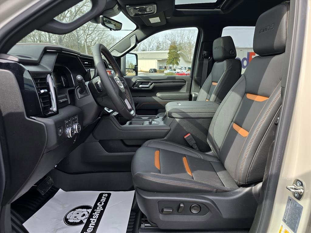 New 2026 GMC Sierra 2500 AT4 w/ Technology Package image 8