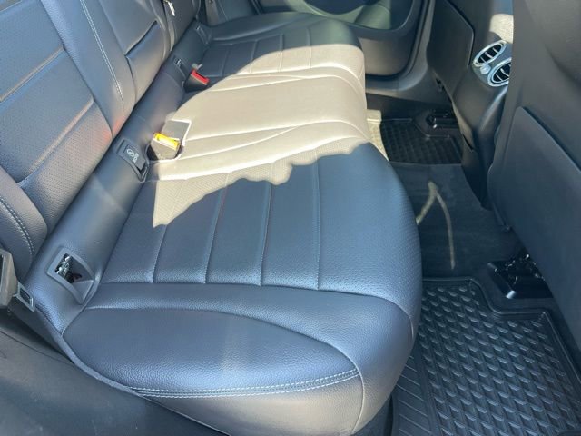 Used 2020 Mercedes-Benz GLC 300 4MATIC image 13