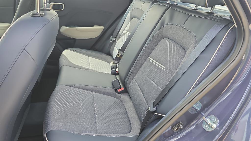 New 2026 Hyundai Venue SEL FWD image 28