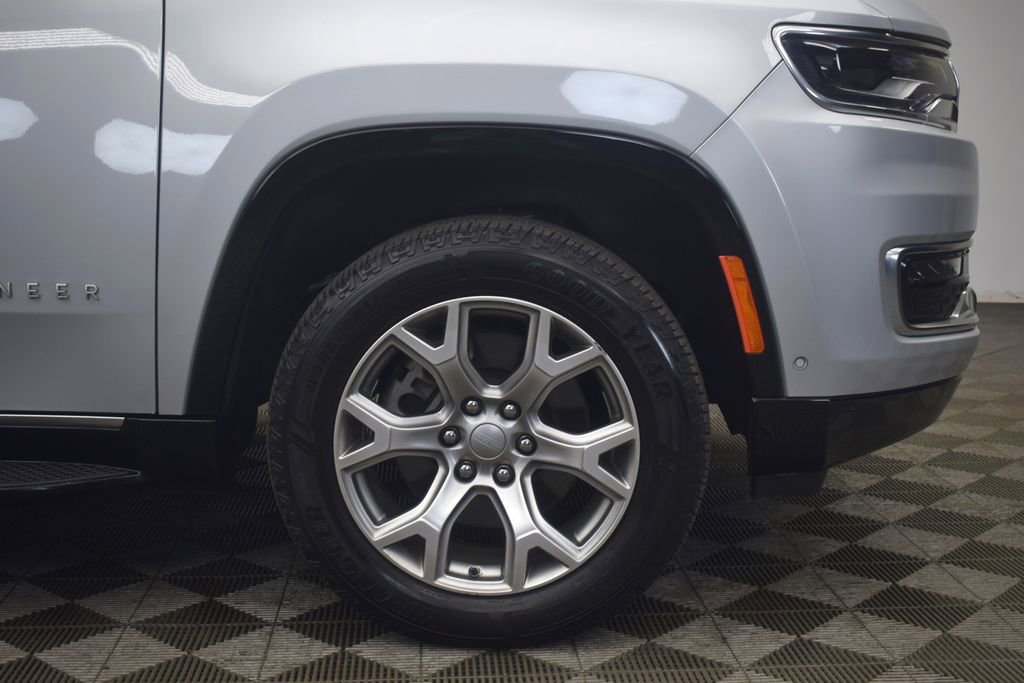 Used 2022 Jeep Wagoneer Series II image 32