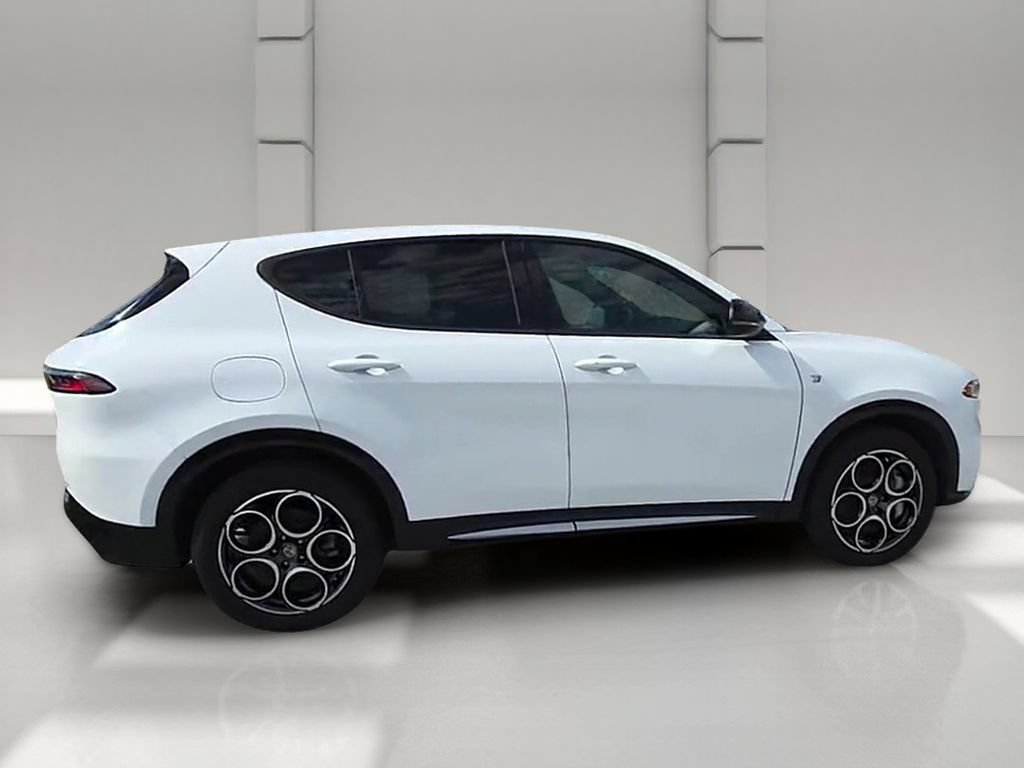Used 2024 Alfa Romeo Tonale Ti AWD/4WD image 44