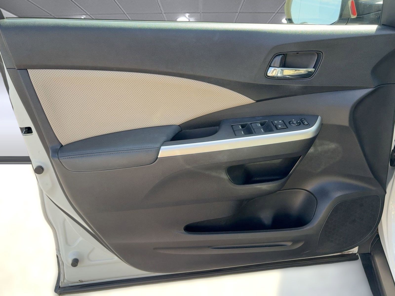 Used 2016 Honda CR-V EX-L image 22