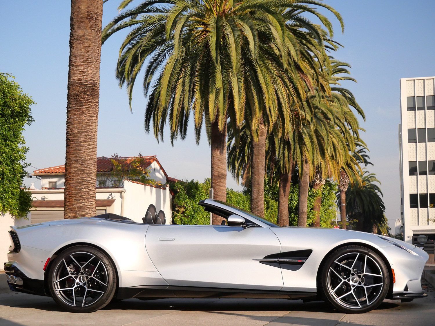 New 2026 Aston Martin Vanquish Convertible RWD image 26