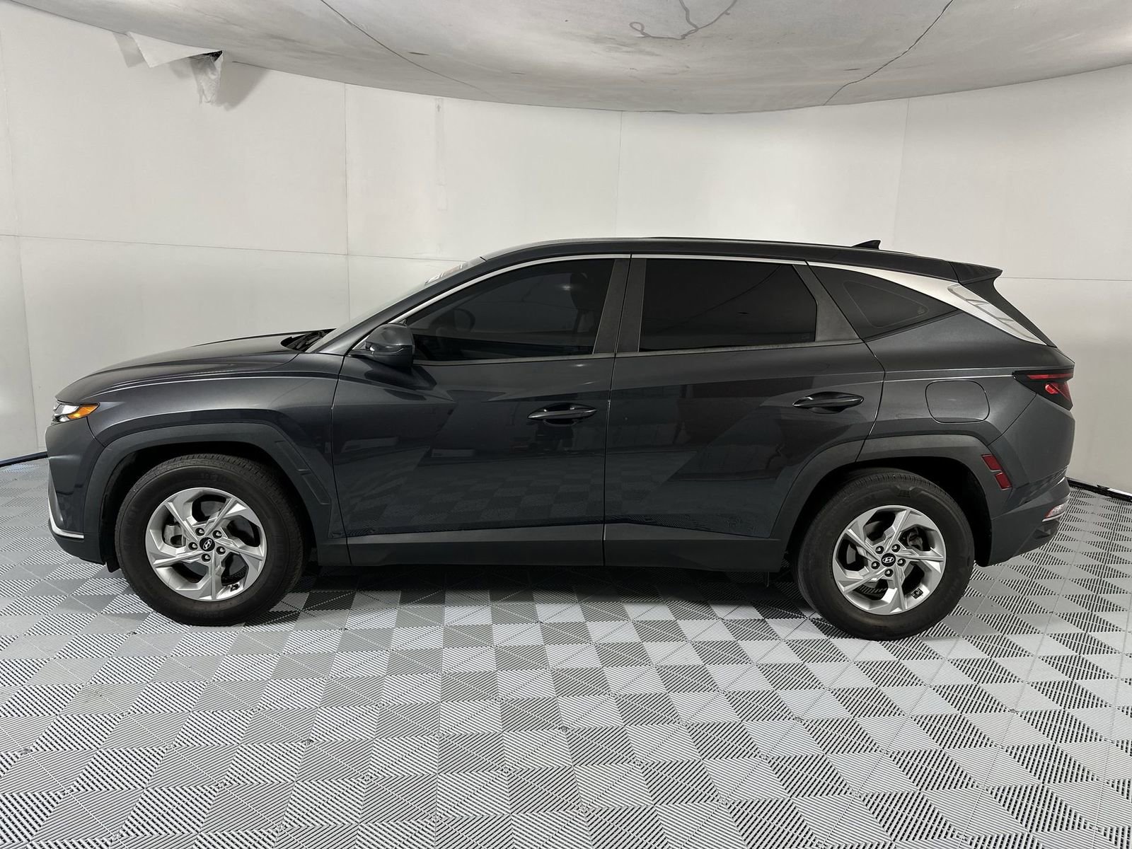 Used 2022 Hyundai Tucson SE image 5