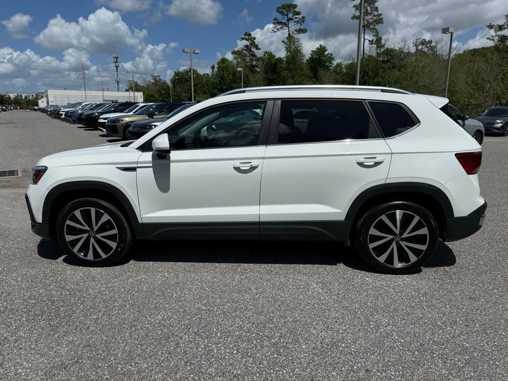 Used 2022 Volkswagen Taos SE image 15