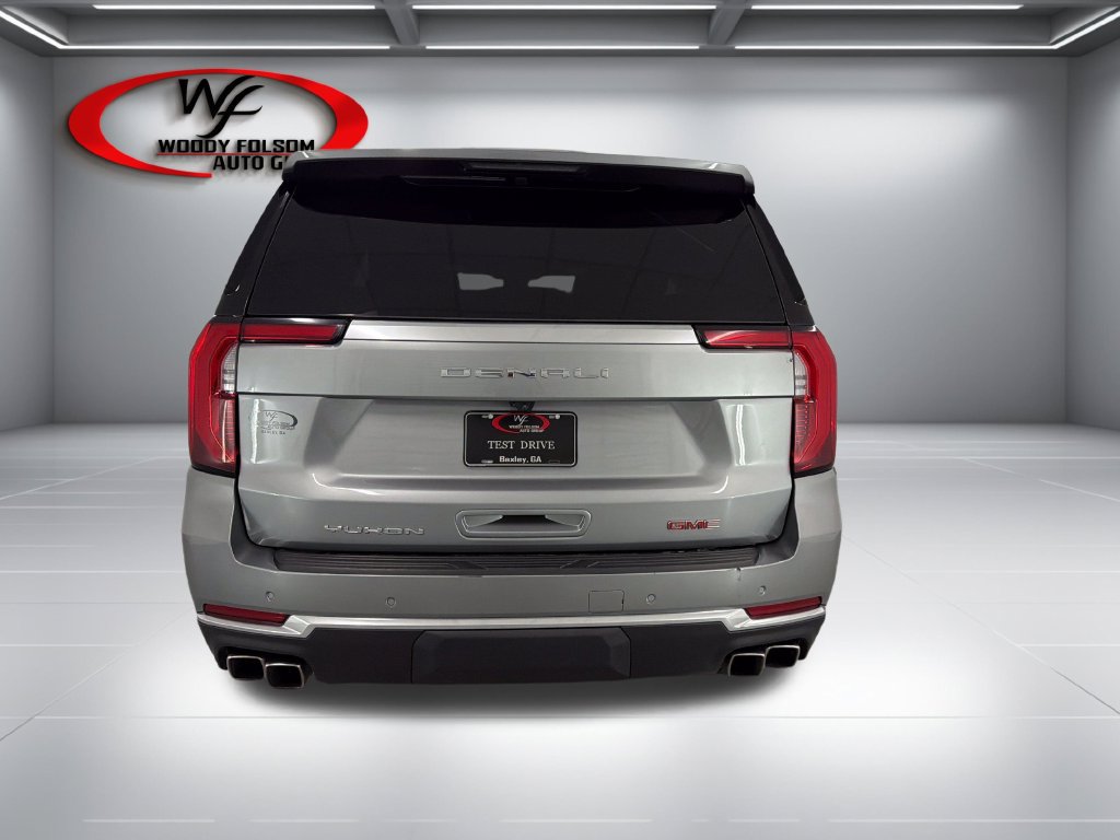 Used 2025 GMC Yukon Denali RWD image 6