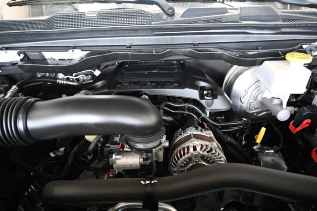 Used 2022 RAM 1500 Laramie w/ Sport Appearance Package AWD/4WD image 32