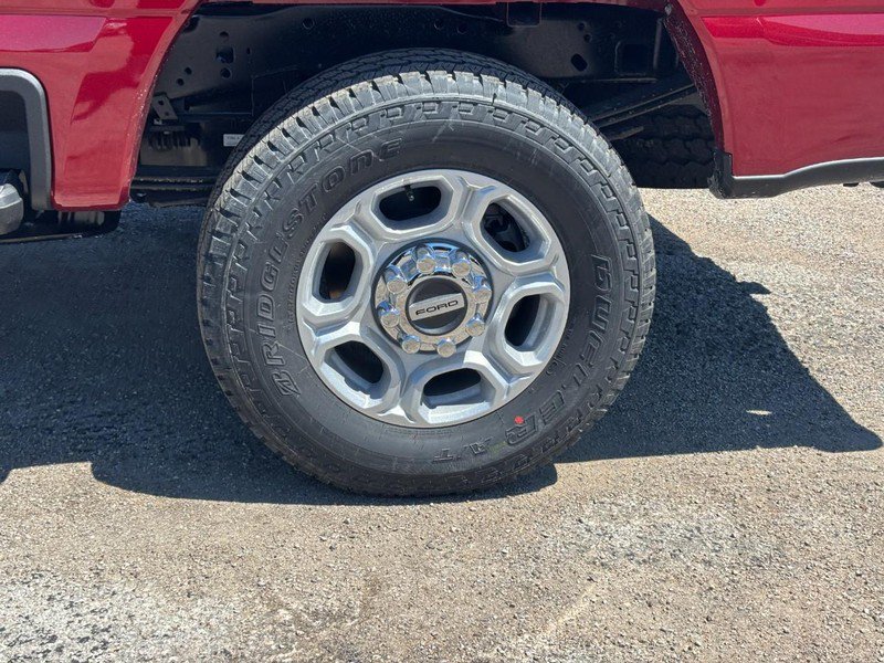 New 2026 Ford F250 XLT w/ FX4 Off-Road Package AWD/4WD image 11