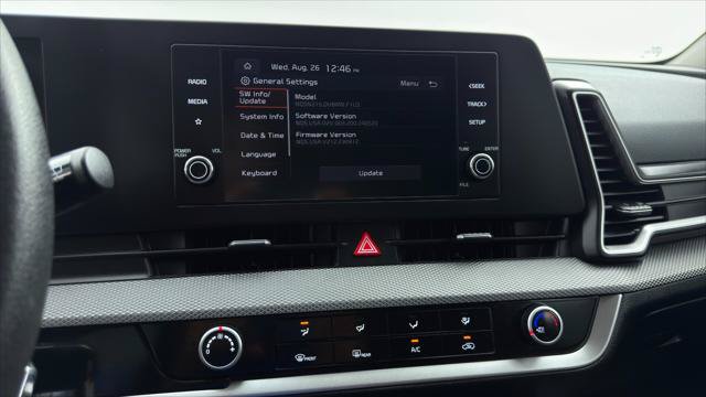 Used 2025 Kia Sportage LX FWD image 36