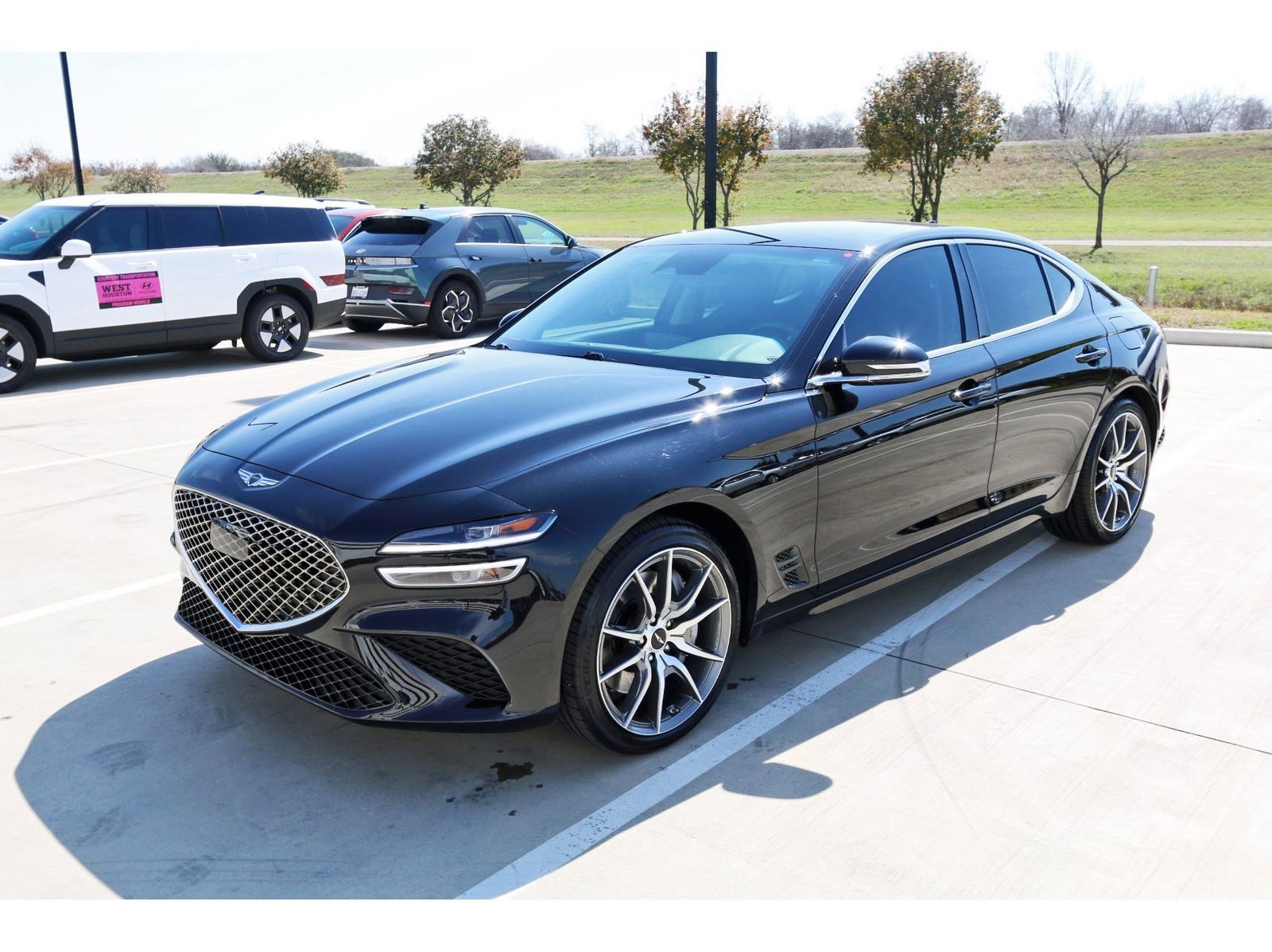 Used 2026 Genesis G70 2.5T image 4