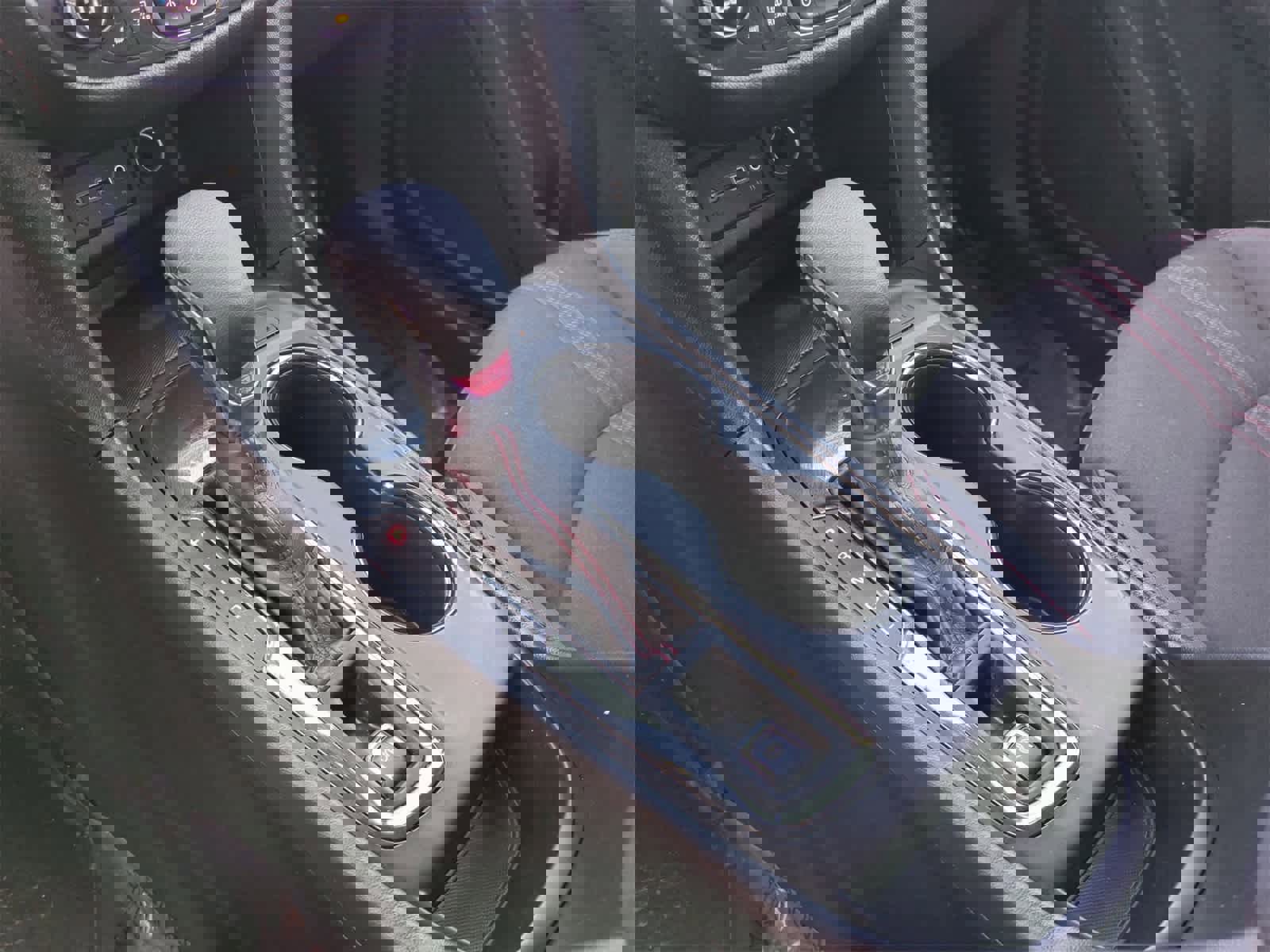 Used 2022 Chevrolet Equinox RS image 31